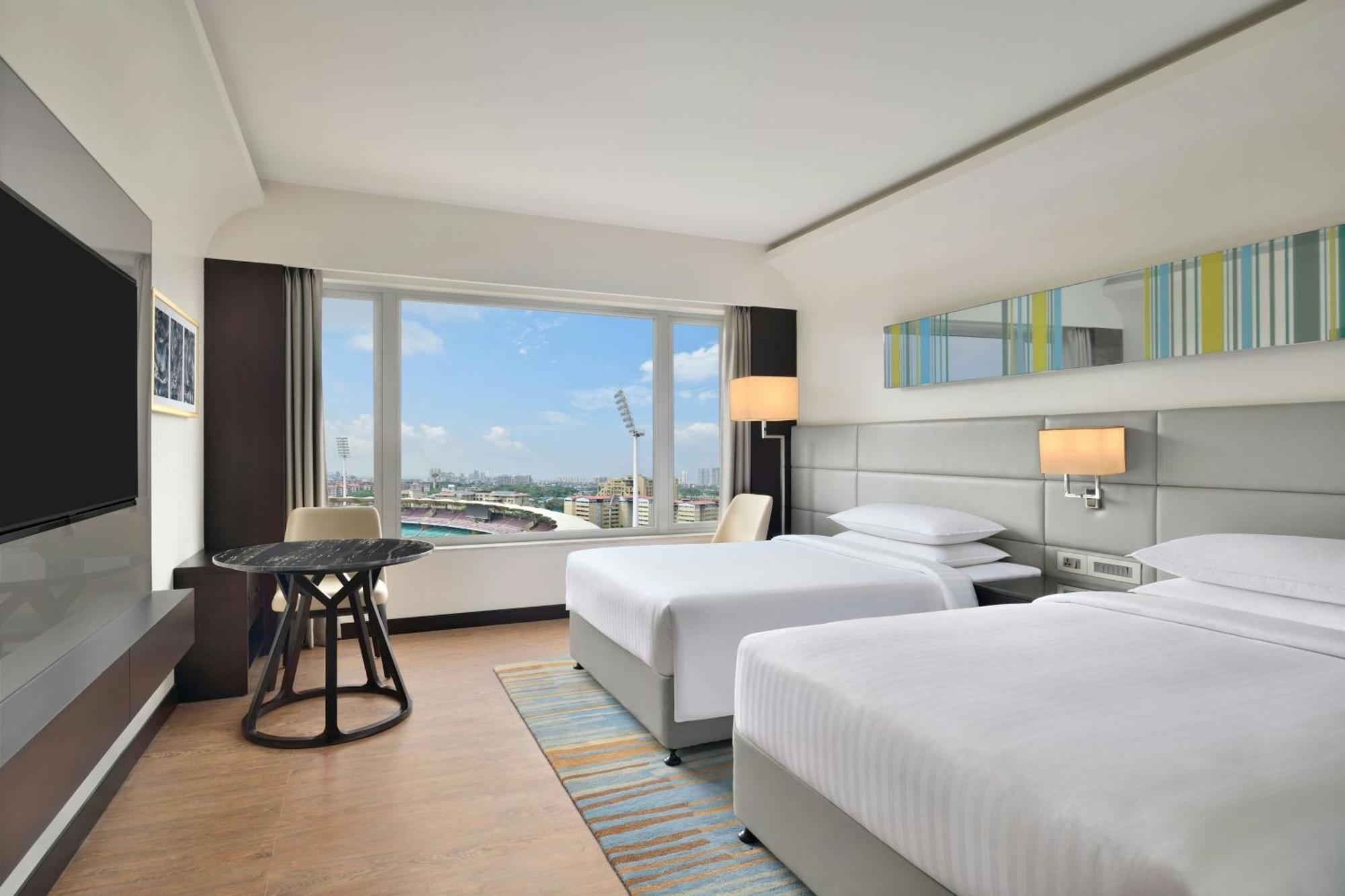 Courtyard By Marriott Navi Mumbai Hotel Exterior photo