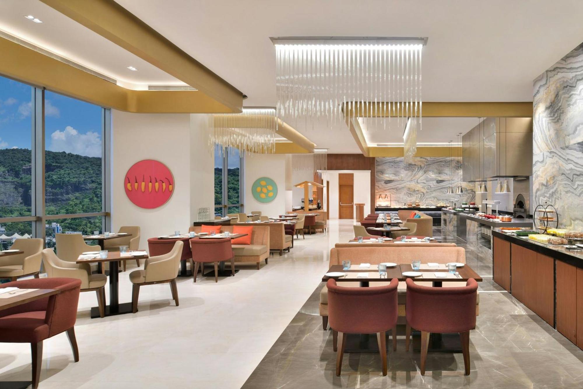Courtyard By Marriott Navi Mumbai Hotel Exterior photo